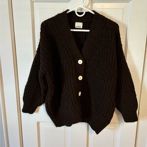 Brand new Babaa No 19 Earth One size